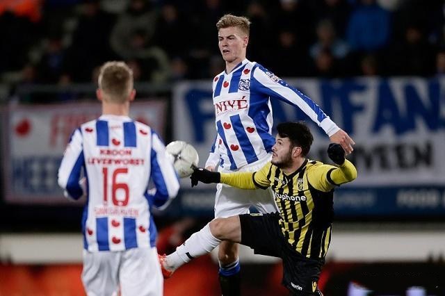 足球因其独 足球因其独