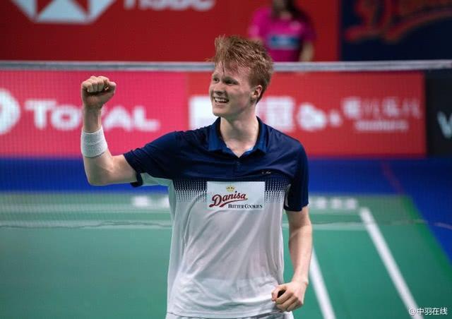 的战术碰撞 的战术碰撞