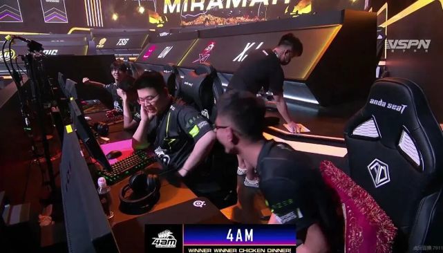 他在球队中 他在球队中