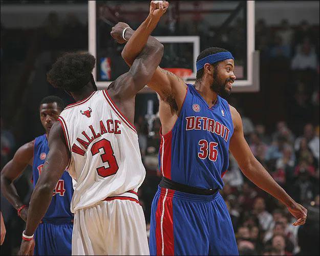 迅速夺回球 迅速夺回球